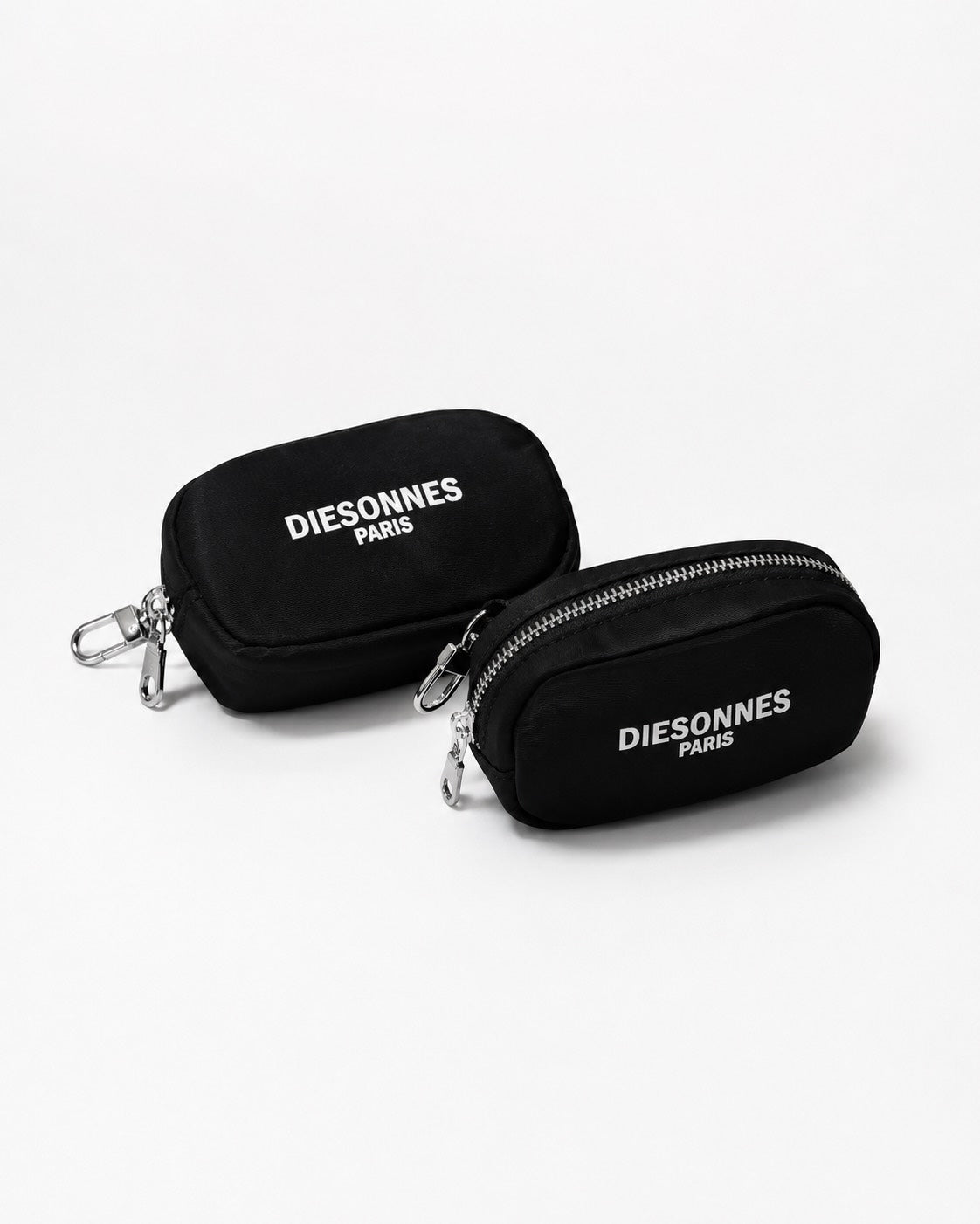 POUCHES