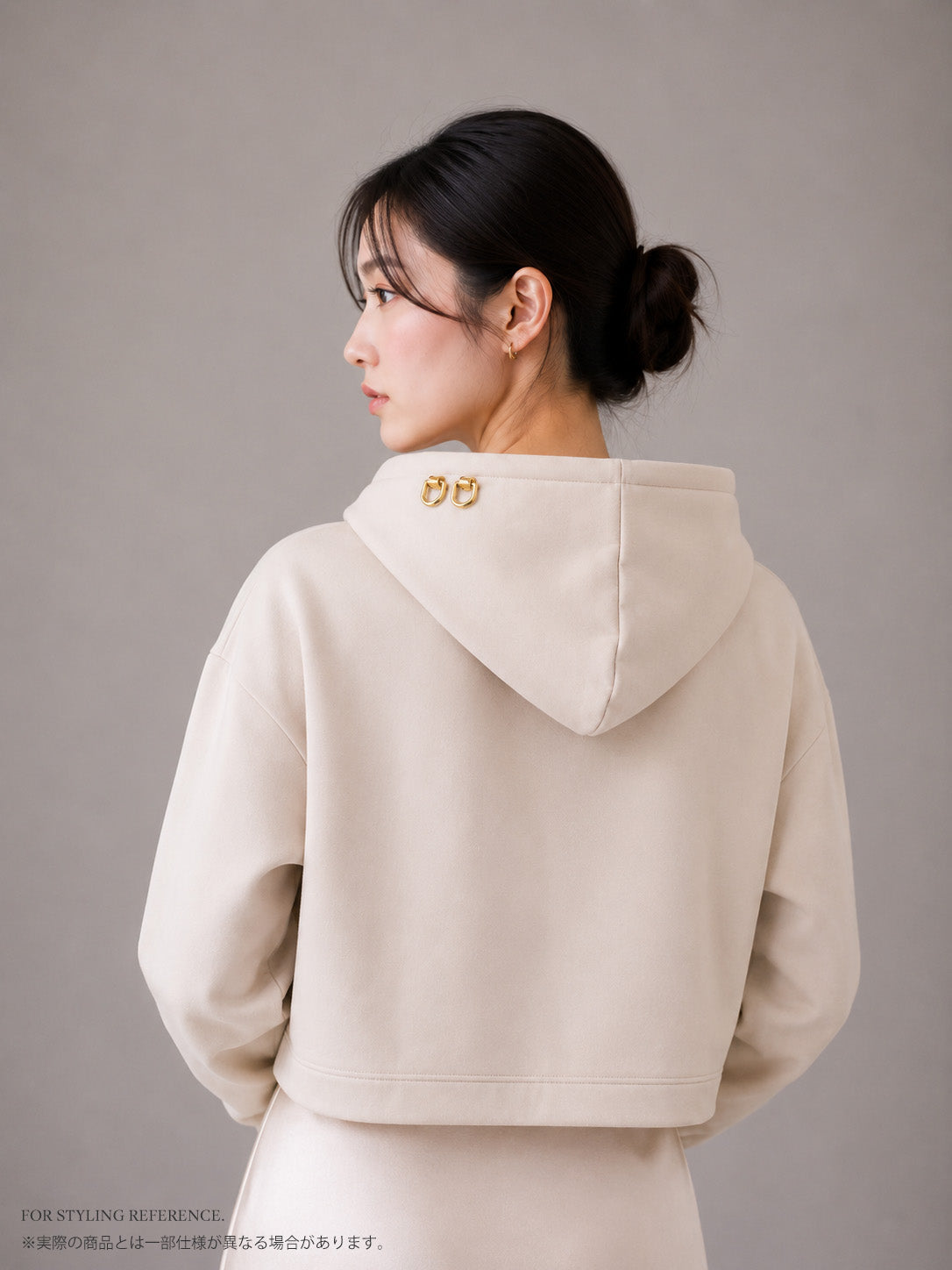 Essential Pullover Hoodie [LADIES]