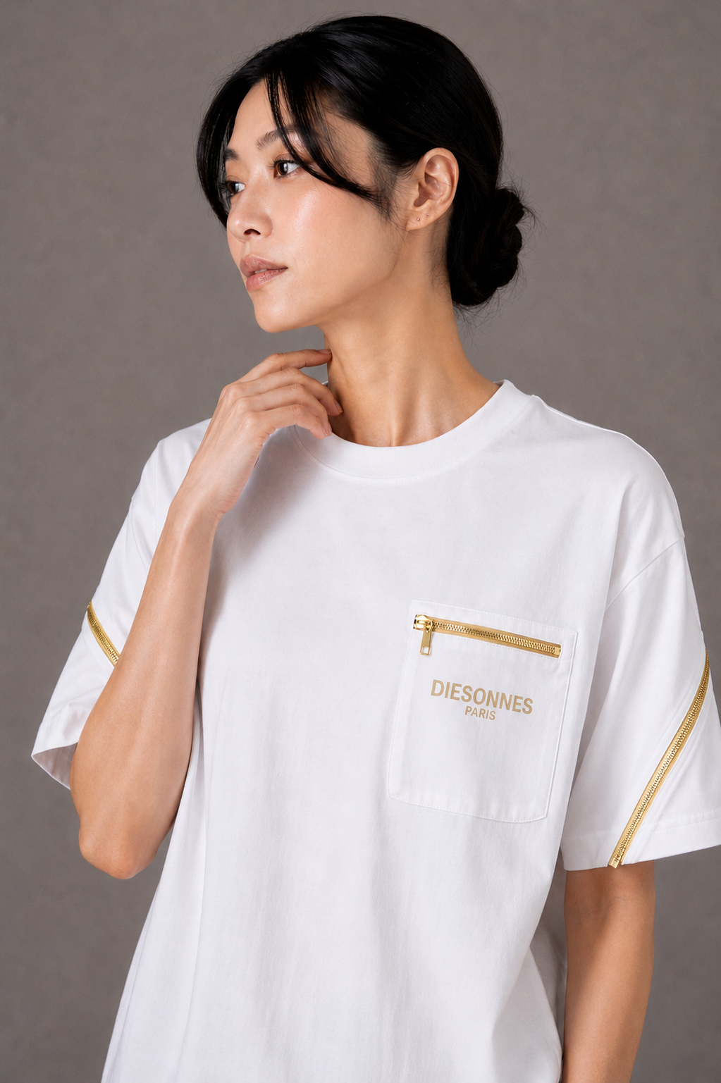 Contour Zip Tee WHITE [UNISEX]