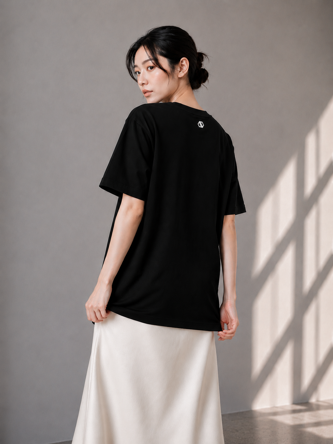 Parallel Zip Tee BLACK [UNISEX]